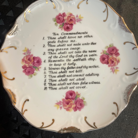 Antique plates decoration - Picture 6 of 14